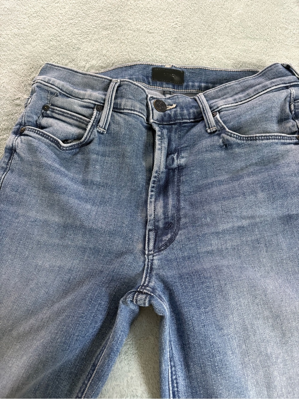 MOTHER midrise Dazzle ankle 
We the Animals 
Size 26 - Picture 7 of 7